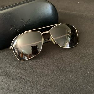 Ray ban aviator sunglasses